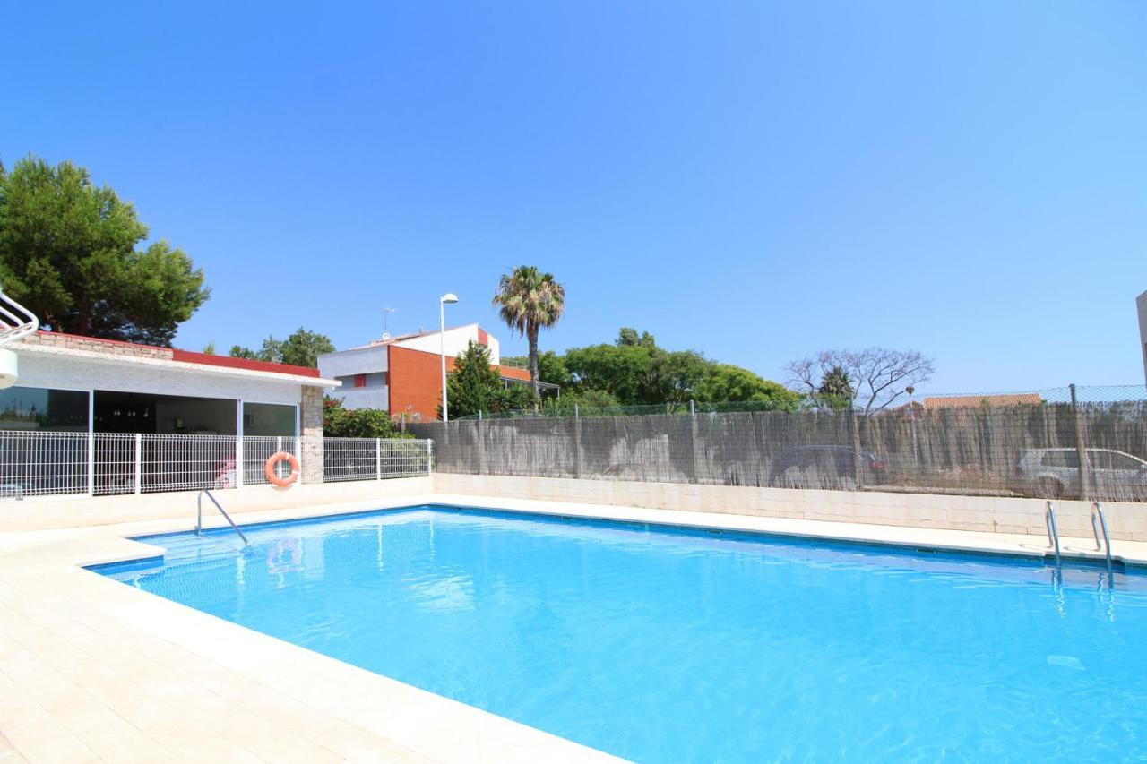 Global Properties, Apartamento Con Terraza Y Piscina A Un Paso De La Playa كانيت ذي بيرينغير المظهر الخارجي الصورة