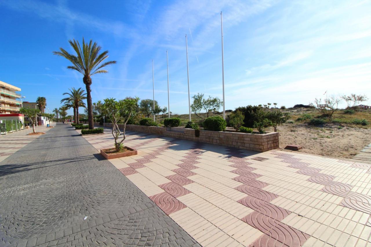Global Properties, Apartamento Con Terraza Y Piscina A Un Paso De La Playa كانيت ذي بيرينغير المظهر الخارجي الصورة