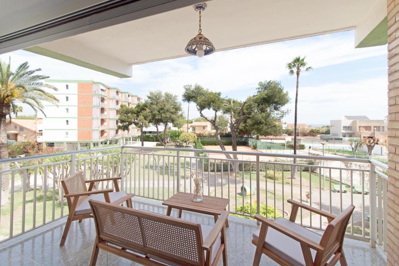 Global Properties, Apartamento Con Terraza Y Piscina A Un Paso De La Playa كانيت ذي بيرينغير المظهر الخارجي الصورة