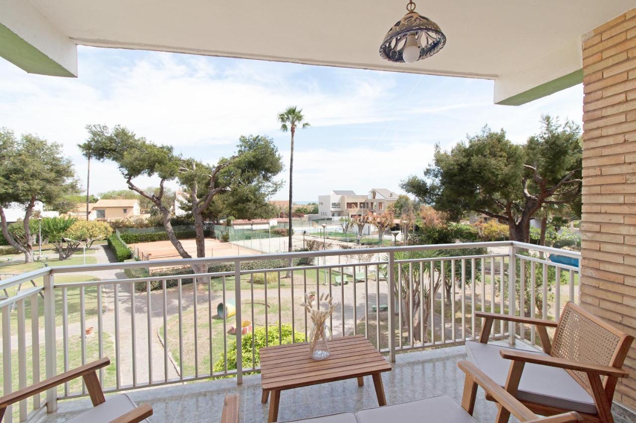 Global Properties, Apartamento Con Terraza Y Piscina A Un Paso De La Playa كانيت ذي بيرينغير المظهر الخارجي الصورة